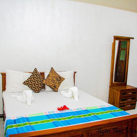 Sigiriya Free View Tree House & Villa Bagian luar foto