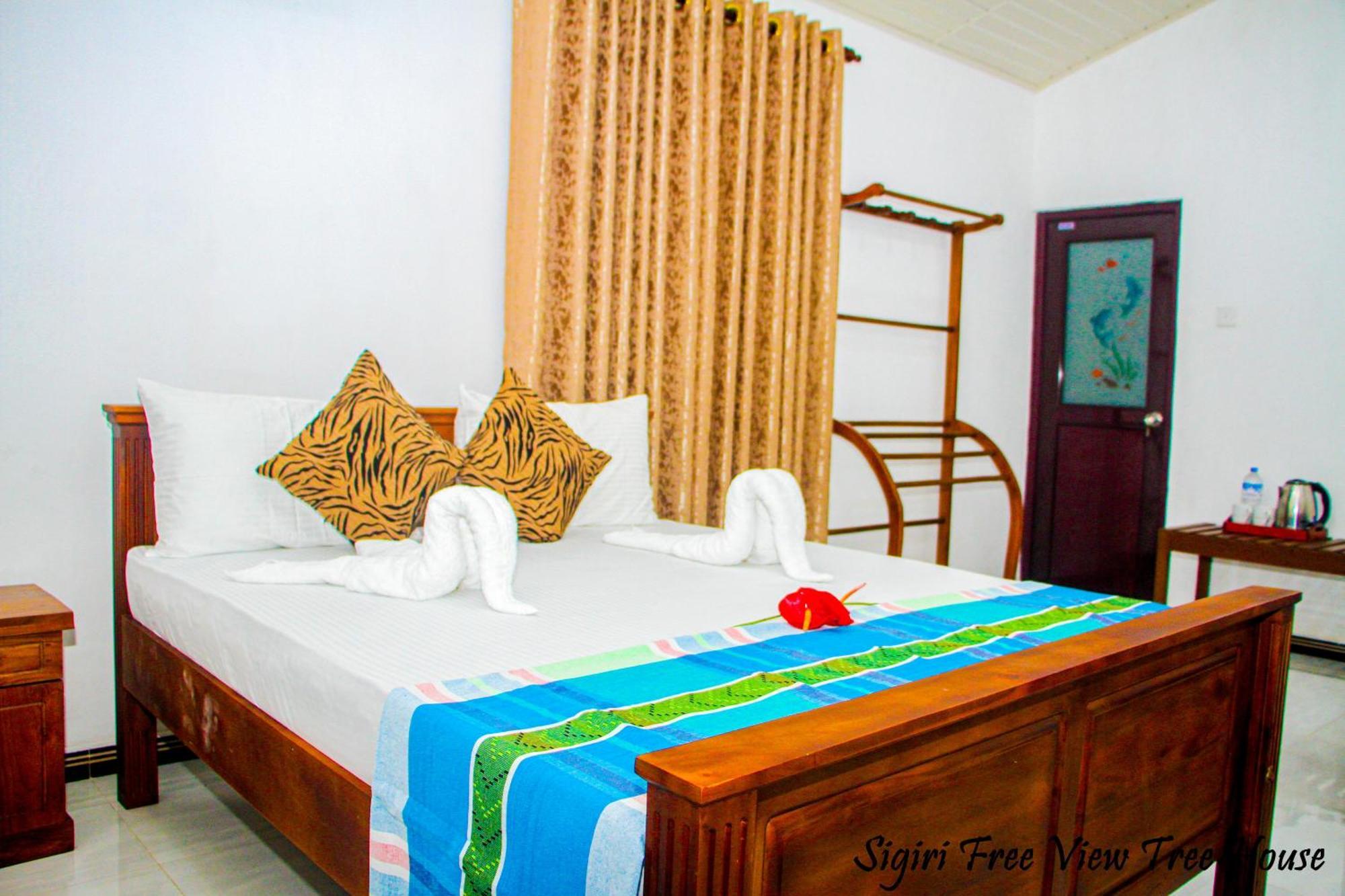 Sigiriya Free View Tree House & Villa Bagian luar foto