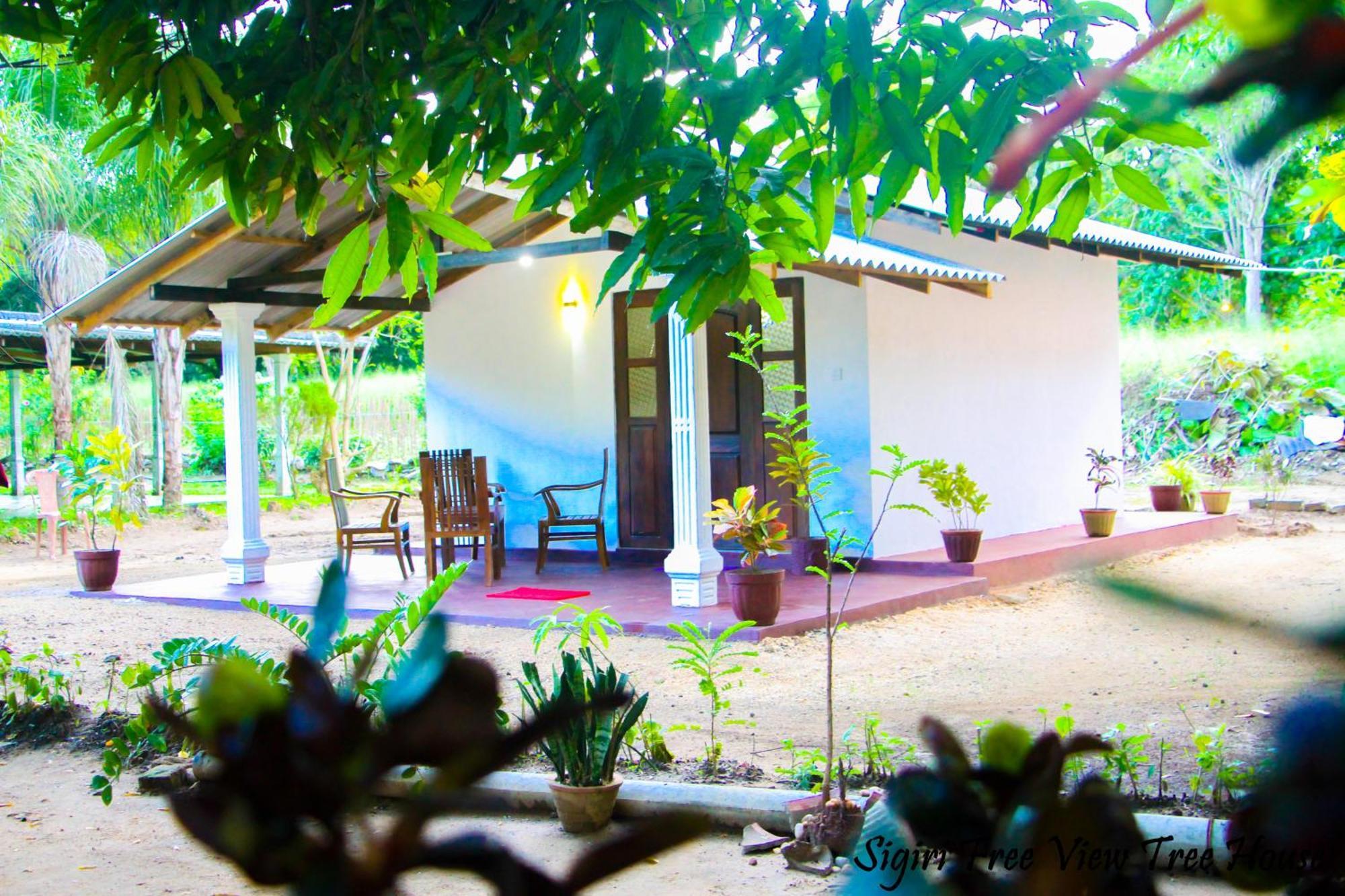Sigiriya Free View Tree House & Villa Bagian luar foto
